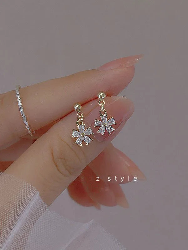 2023 New Fashion Sweet Heart Red Drop Earrings for Women Korean Crystal Long Chain Tassel Earrings Party Wedding Jewelry Brincos